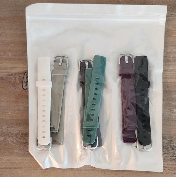 โ 30 Fitbit Luxe Sport Bands Set โ 5 Packs of 6 Bands, NEW, Sealed - Picture 3 of 12